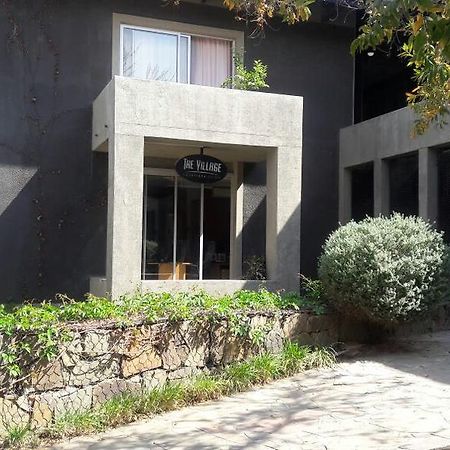 The Village Courtyard Suites & Executive Apartment Windhoek Eksteriør billede