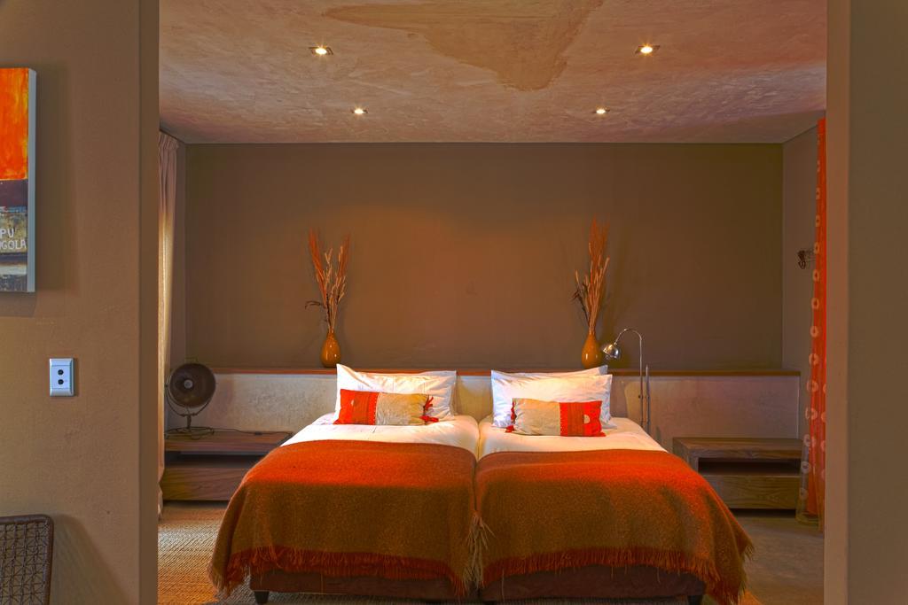 The Village Courtyard Suites & Executive Apartment Windhoek Eksteriør billede
